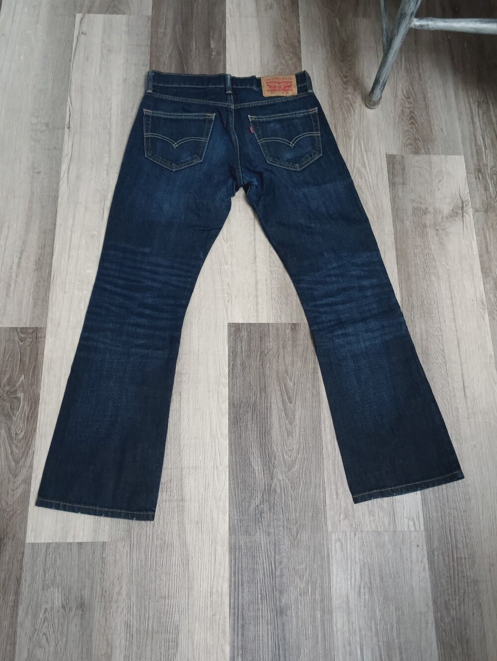527 Levi's Men's Size 29/29 Dark Indigo Bootcut Jeans